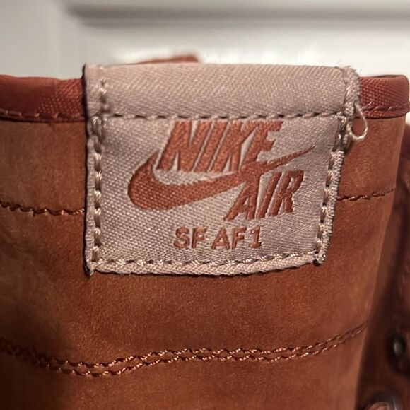 🔥🔥 NIKE AIR FORCE 1 SF  Women Size 8.5 - DUSTY PEACH 857872-202 - EUC - *Read* - Picture 10 of 16